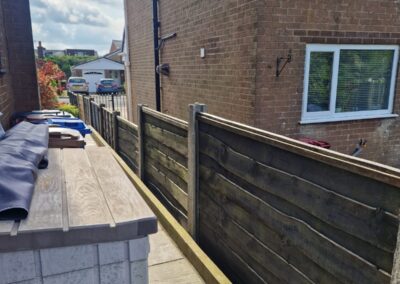 composite fence installer 9(4)